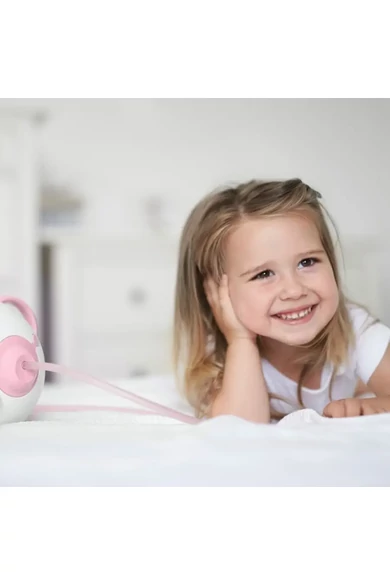 nosiboo-pro-elektromos-orrszivo-mosolygos-kislany-mellette-egy-rozsaszin-orrszivo